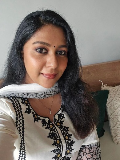 Lavanya_iyer 24/7hrs 🕔 service 📍 available home 🏠 service꧁༒☬