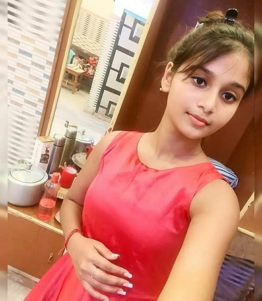 call me 🌹 girl 1h. 800 2h 1500. ht 4000 madam call me
