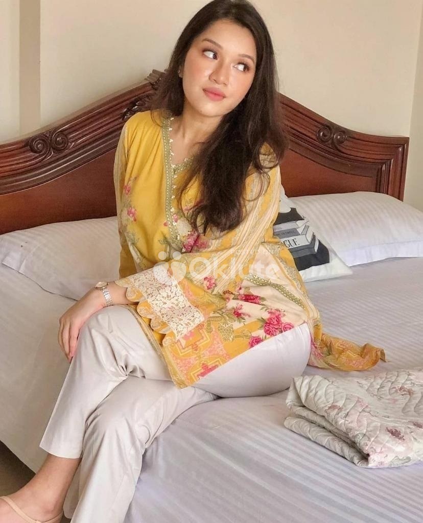 Mumbai My self Radhika Escorts service VIP Girl low price