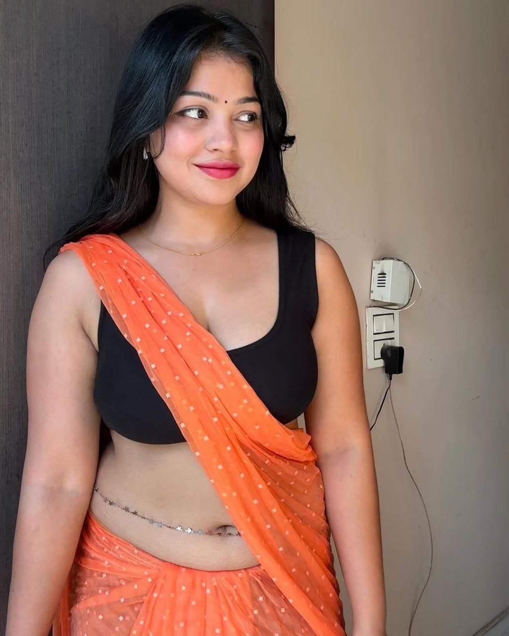 HYDERABAD GENUINE CALL GIRLS ESCORTS HOME AND HOTEL SERVICE