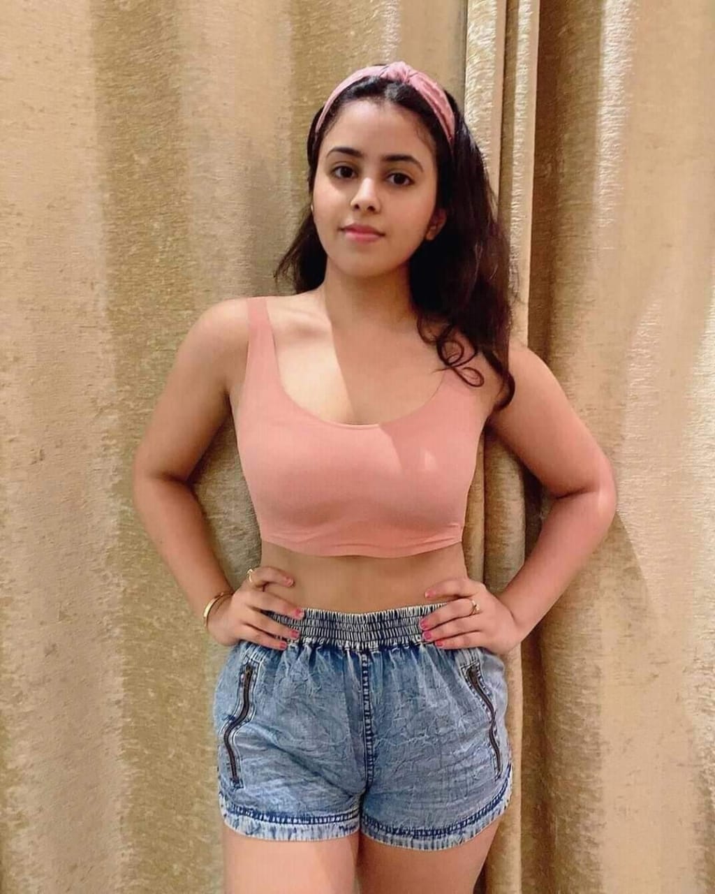 Hyderabad 2000 nlimited high profile available in call out call avail