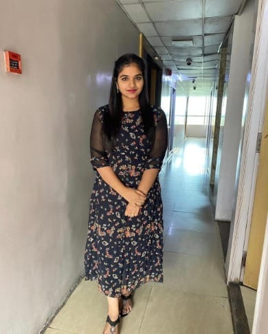 MUMBAI 2000 UNLIMITED SHOT VVIP GIRL AVAILABLE IN LOW PRICE SIR 24HOUR