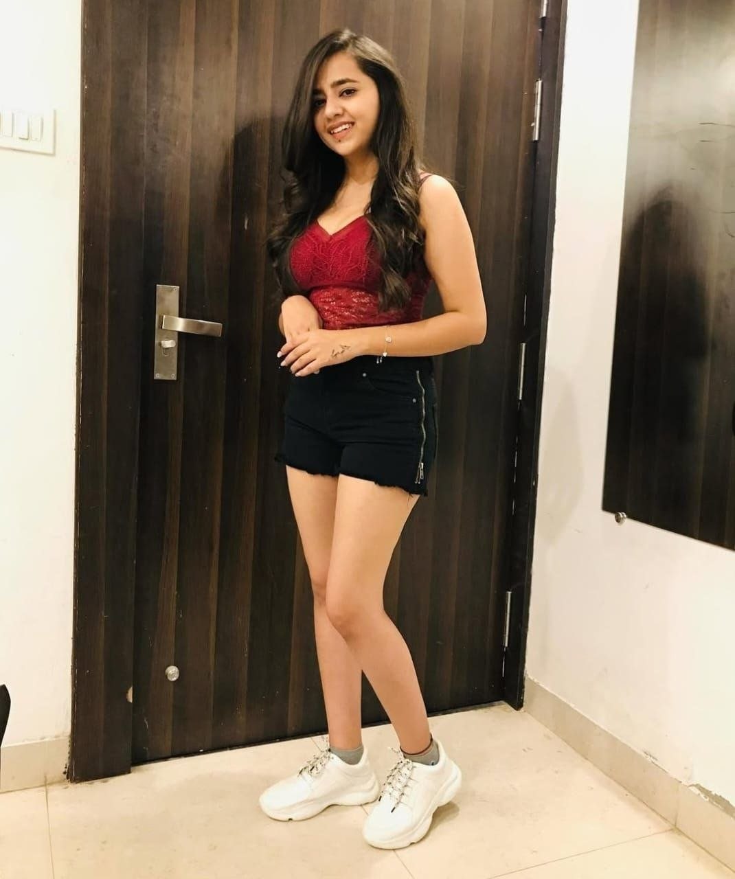 Mumbai low price. best profile safe and secure call girl service