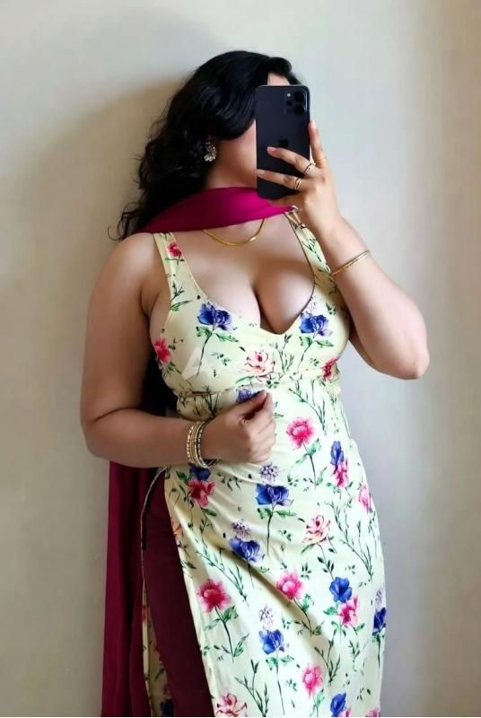 InCall And OutCall Service Call Girls In Delhi
