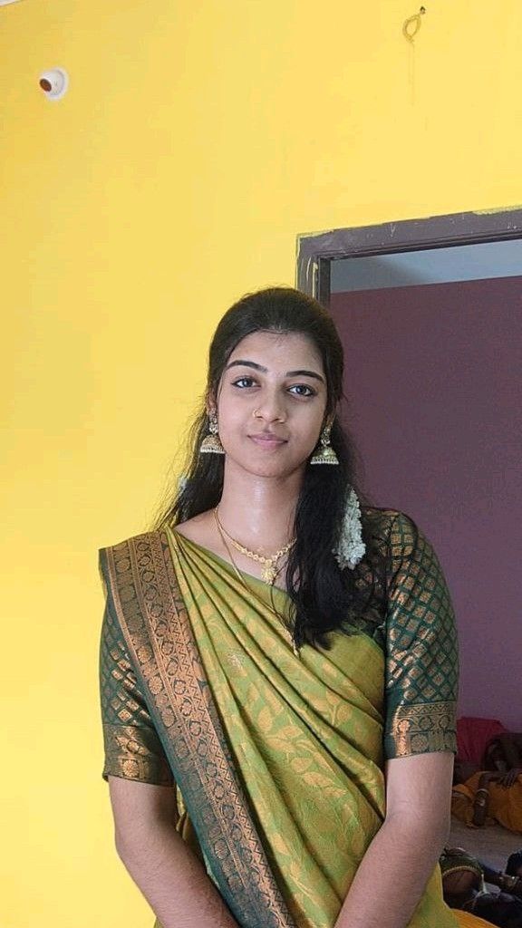 Ahmedabad ✅LOW PRICE SAFE AND SECURE GENUINE hot girl