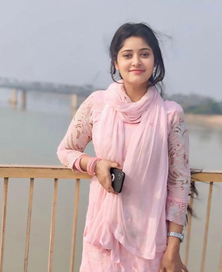 Call Girls in 2k Chennai 24x7 hot college girl service,,,,,...