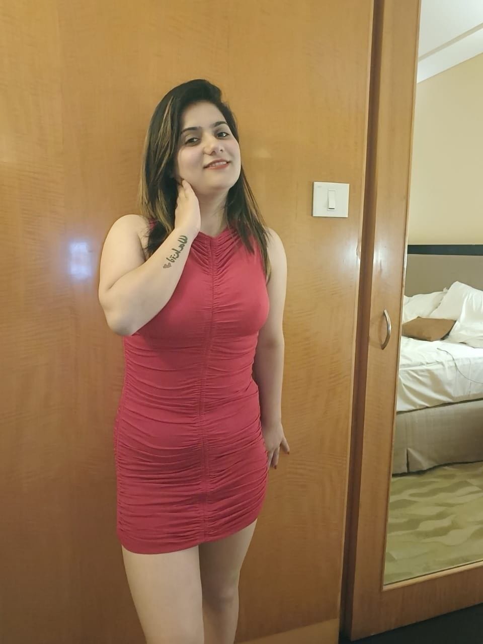 Mumbai Monika 2000 Unlimited Shots High quality low price girls availa