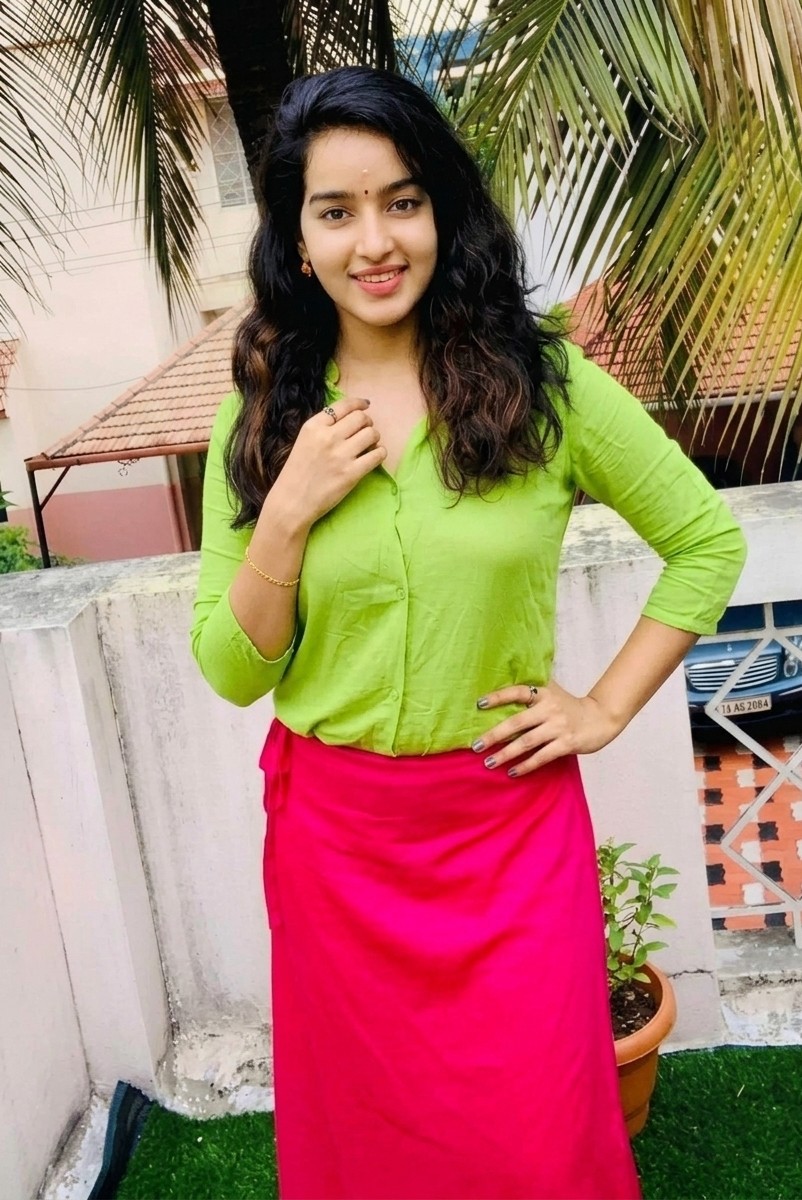 Hyderabad best price high profile escort service available book now