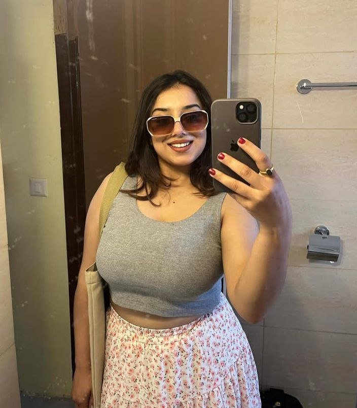 ➡️ UNLIMITED SHOT BY AARVI BEST COLLEGE GIRL DOORSTEP AVAILABLE 24/7